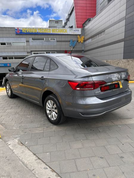 VOLKSWAGEN VOYAGE 2022 - imagen secundaria 1