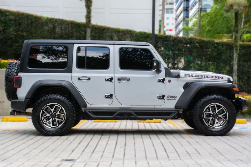 JEEP WRANGLER UNLIMITED RUBICON 2024 - imagen secundaria 1