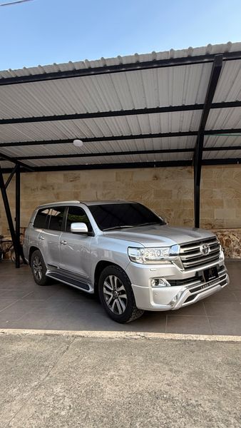 TOYOTA Sáhara  LC200 2019 BLINDADA - imagen secundaria 2