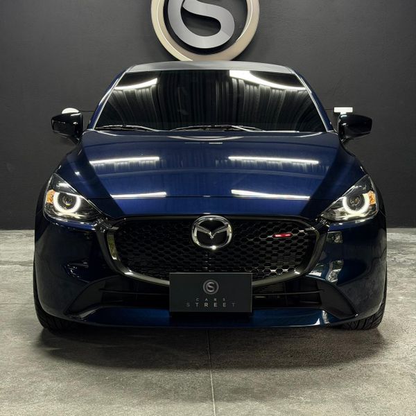 Mazda 2 Grand Touring Carbon Edition 2026 Blindaje 2 Plus - imagen secundaria 1