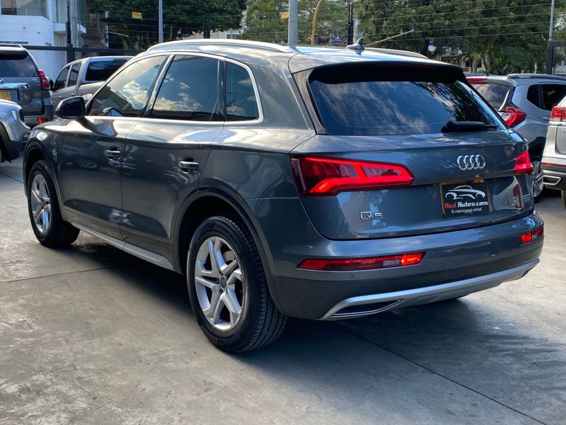 AUDI Q5 2.0 TFSI QUATTRO AMBITION 2018  2.0 TURBO AT 4X4 - imagen secundaria 2