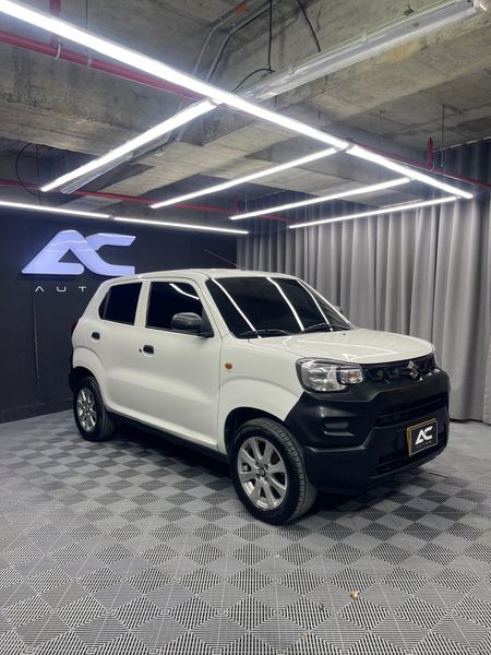 Suzuki S-presso 1.0 - imagen secundaria 2