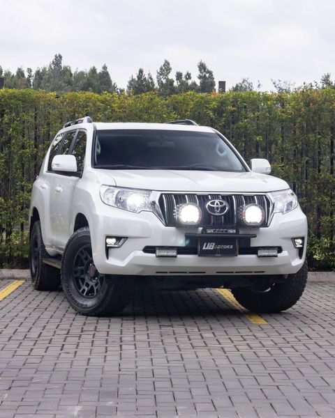 TOYOTA PRADO TX.L TRO 2023 4.0 L - imagen secundaria 2