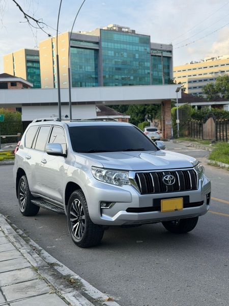 Toyota prado txl 2021 diesel 2.8 - imagen secundaria 2