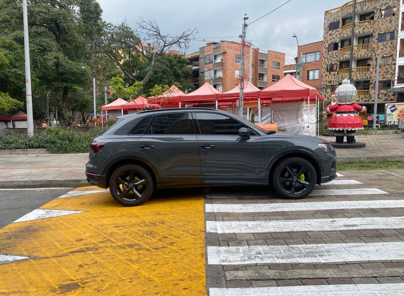 Audi Q3 Ambitio 2021 - imagen secundaria 2