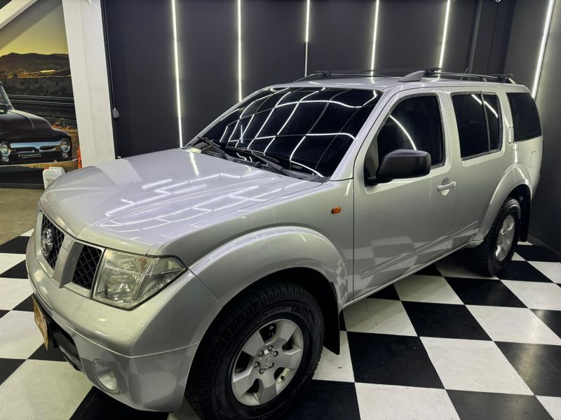 NISSAN PATHFINDER - imagen secundaria 2