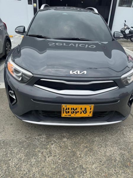Kia Stonic Zenith 2023 - imagen secundaria 1