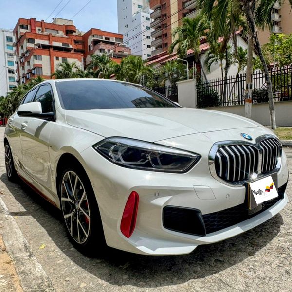 BMW 128 ti M 2024 - imagen secundaria 2