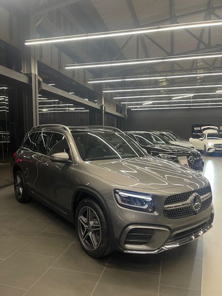MERCEDES BENZ GLB 250 4MATIC - imagen secundaria 2