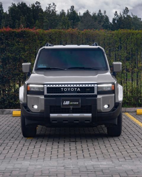 TOYOYA PRADO TX DIESEL 2025 BRONCE - imagen secundaria 1