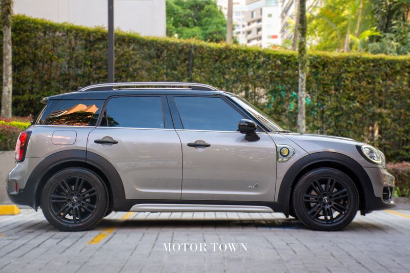 MINI COUNTRYMAN COOPER SE ALL4 2019 - imagen secundaria 1