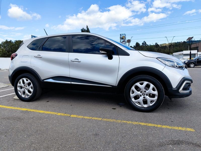 RENAULT CAPTUR 2023 - imagen secundaria 2