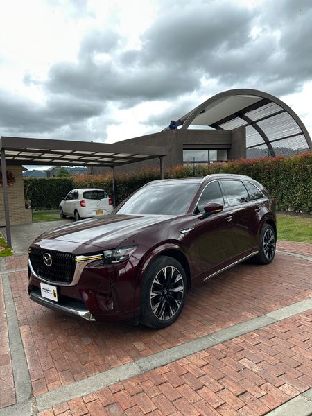 Mazda CX90 Signature Híbrida