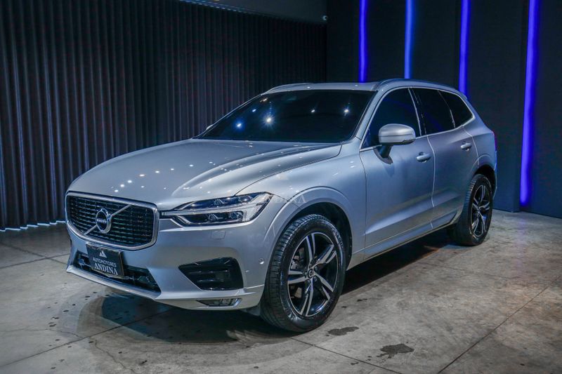 Volvo XC60 T5 AWD RDESIGN  2000CC T 2018 - imagen secundaria 1