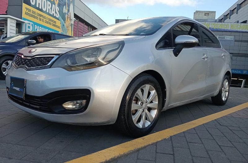 KIA RIO UB EX 2014 MT 1250CC 16V 2AB ABS R15 - imagen secundaria 1