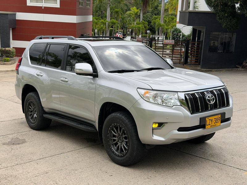 Toyota Prado txl 2024 diésel - imagen secundaria 1