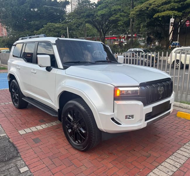Toyota Prado Vx 2026 2.8 Diesel Entrega Inmediata - imagen secundaria 2