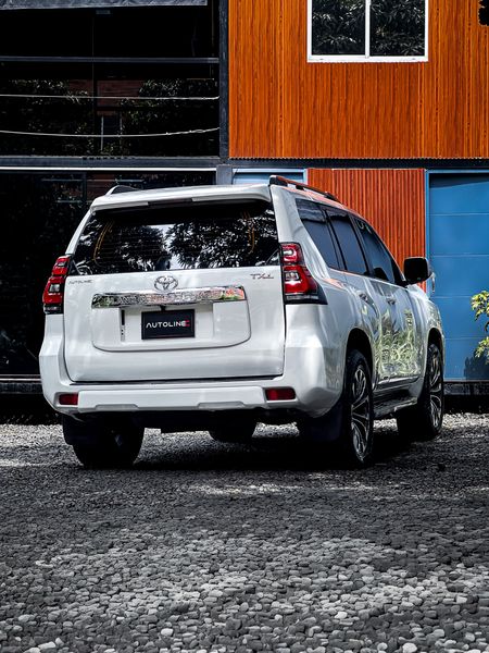 Toyota Prado TX-L B2 2013 - imagen secundaria 2