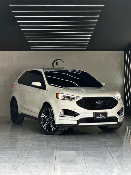 Ford Edge ST - imagen secundaria 1