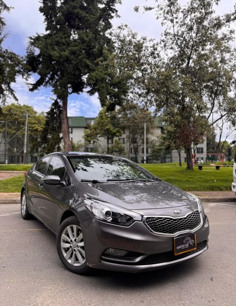 KIA CERATO PRO EX - 2014 - BOGOTÁ - imagen secundaria 1