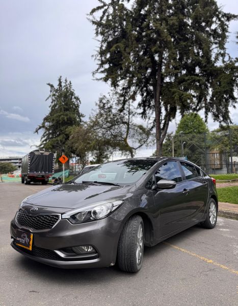 KIA CERATO PRO EX - 2014 - BOGOTÁ - imagen secundaria 2