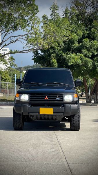 Mitsubishi Montero 3P V6 2004 - imagen secundaria 1