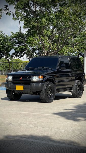 Mitsubishi Montero 3P V6 2004 - imagen secundaria 2