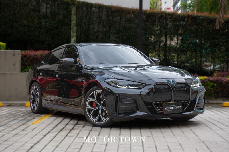 BMW i4 eDrive40 2023 - imagen 1