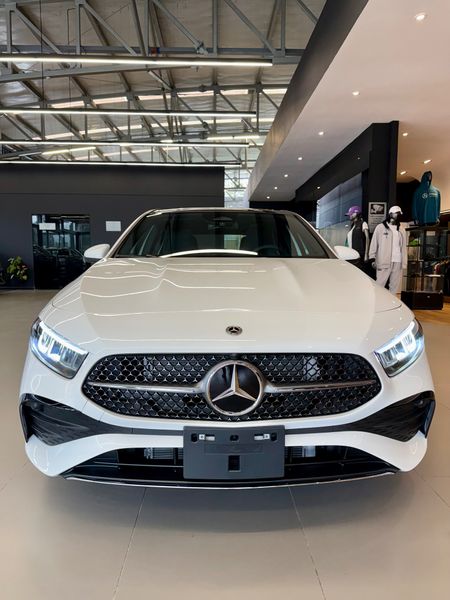 MERCEDES BENZ A250 4MATIC 2026 - imagen secundaria 1