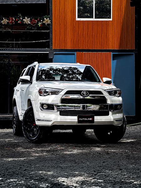 Toyota 4Runner Limited 2017