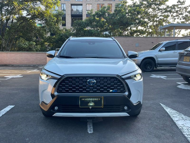 TOYOTA COROLLA CROSS SEG 2024 - imagen secundaria 2