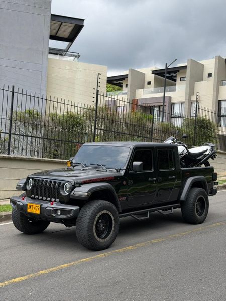 Jeep Gladiator Rubicon 2021 Diesel - imagen secundaria 2
