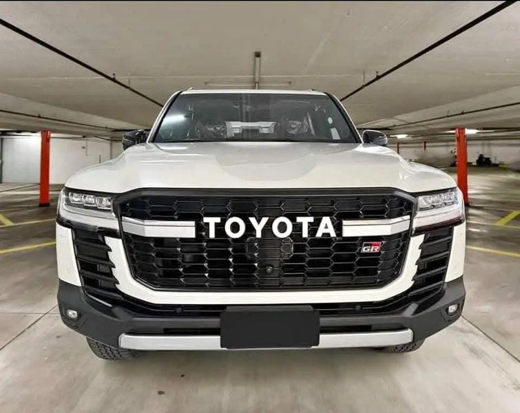 Toyota Lc300 GR 2026