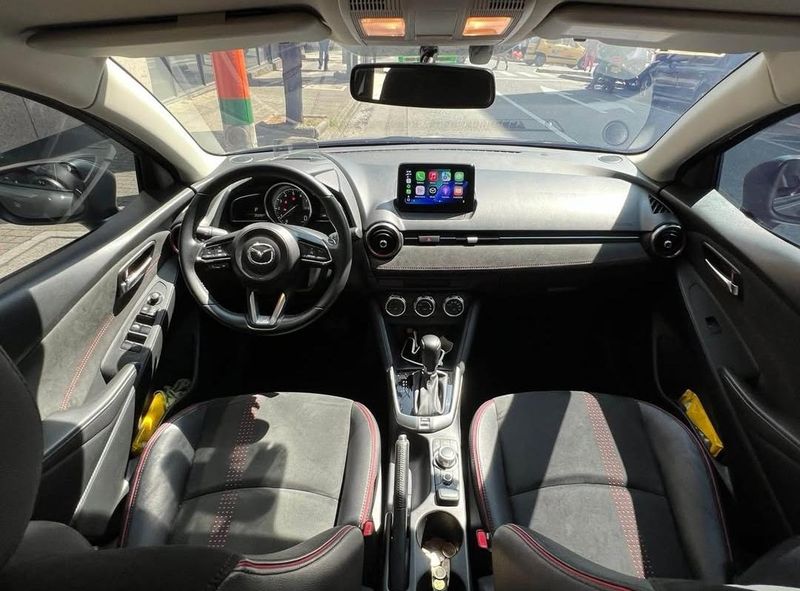 Mazda 2 Grand Touring 2024 - imagen secundaria 1