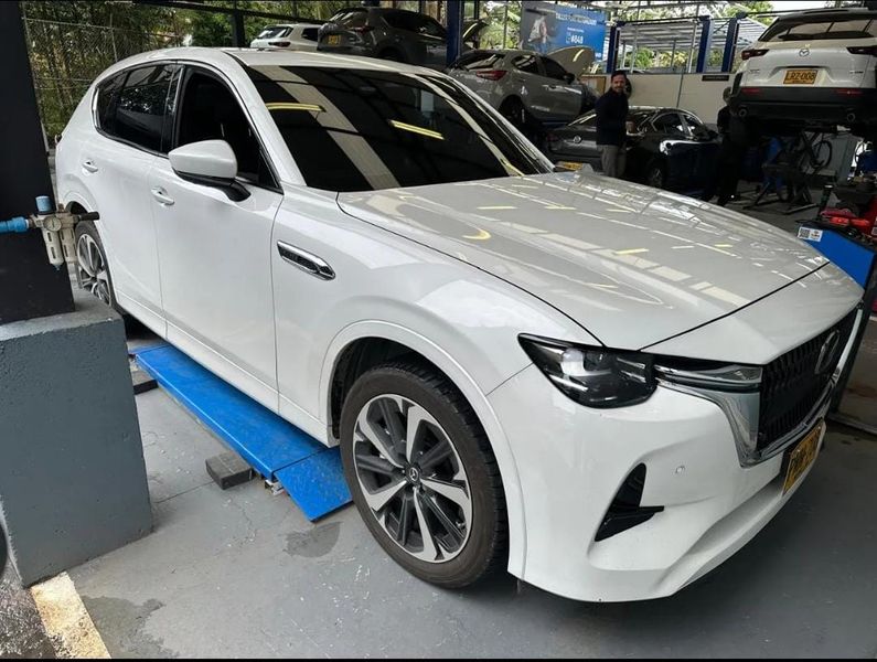 Mazda CX60 Grand Touring Signature 2025