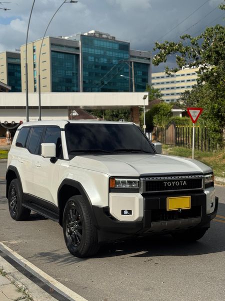 Toyota Prado txl 2025 diesel 2.8 - imagen secundaria 1