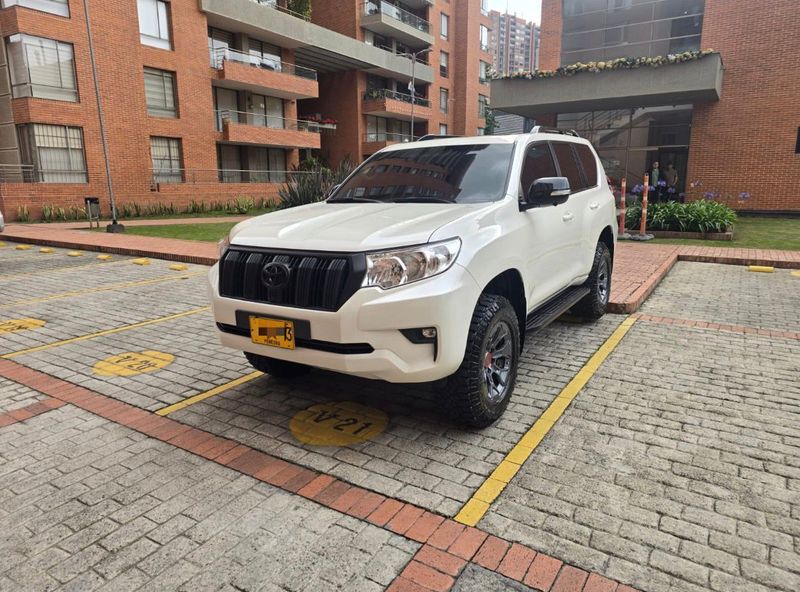 TOYOTA PRADO TXL 2023 DIESEL - imagen 1