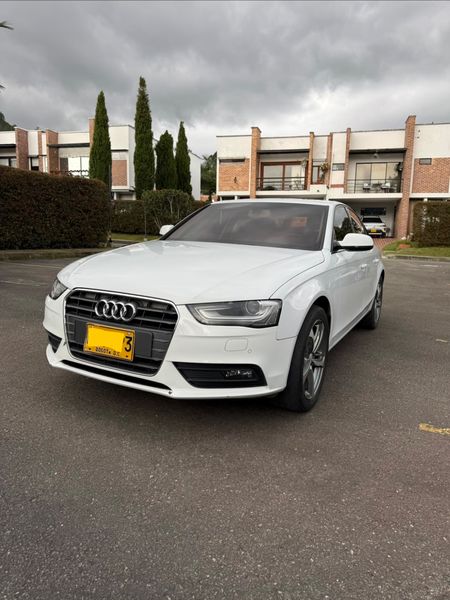 AUDI A4. TFSI 1.8 TURBO