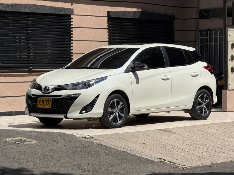 TOYOTA YARIS SPORT 2021 - imagen 1