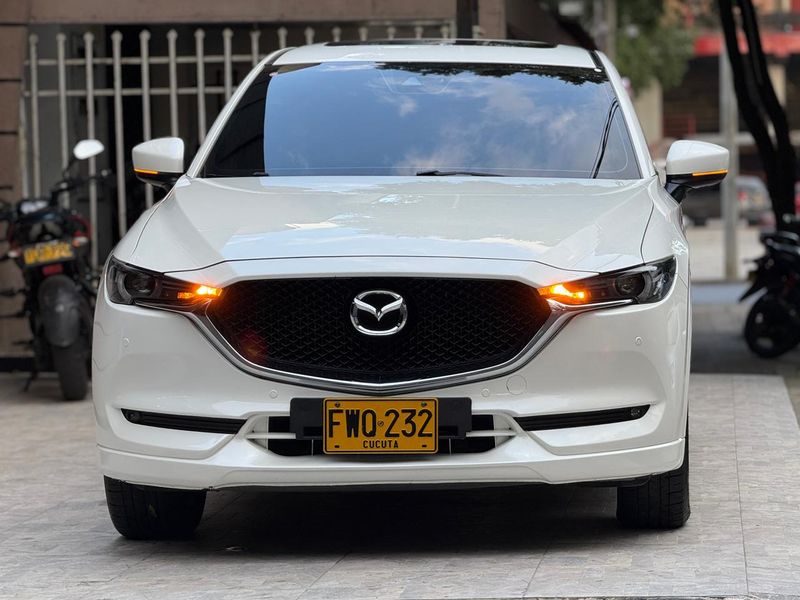 MAZDA CX-5 GRAND TOURING LX AWD 2.5 2019 - imagen secundaria 1