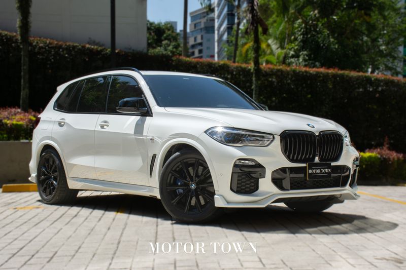 BMW X5 xDrive M50I 2021 - imagen 1