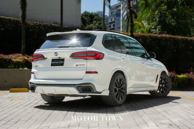BMW X5 xDrive M50I 2021 - imagen secundaria 2