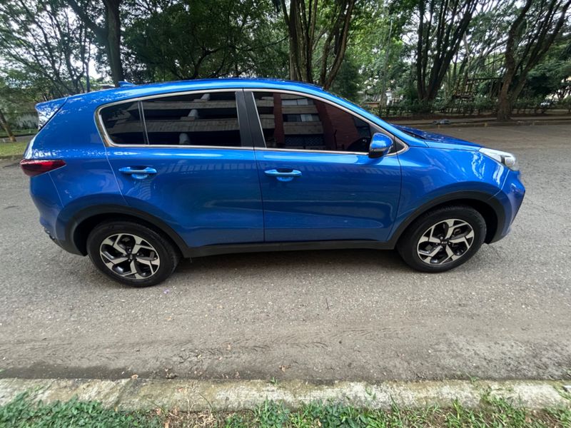 Vendo permuto Kia sportage emotion 2019 Aut - imagen 1