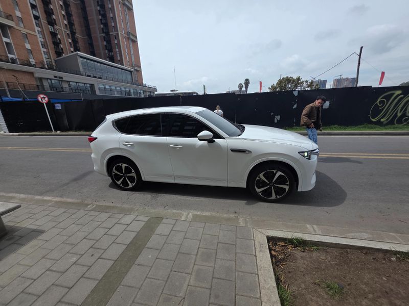 Mazda Cx60 modelo 2024