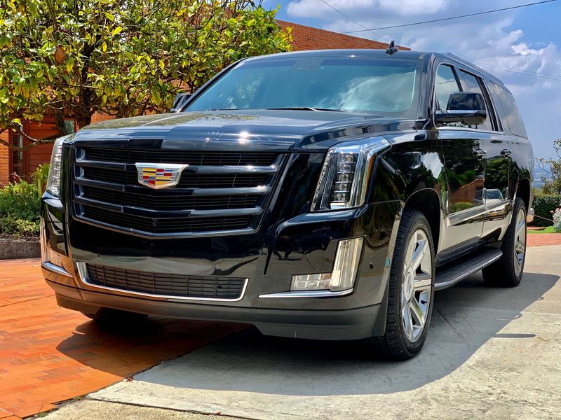 Cadillac ESCALADE 62 evs PLATIUM 2019