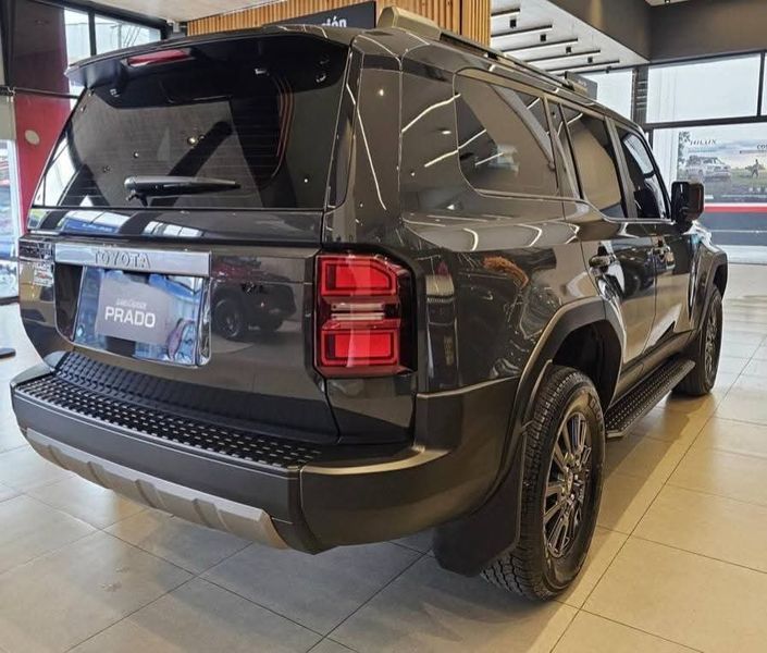 Toyota Prado TXL 2026 - imagen secundaria 2