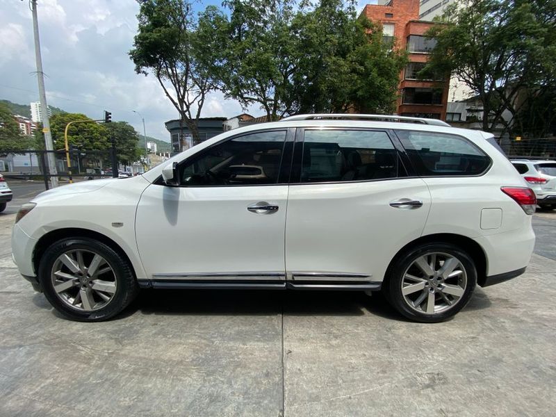 Nissan PATHFINDER 2015  EXCLUSIVE TP 3500CC 6AB ABS CT TC - imagen secundaria 1
