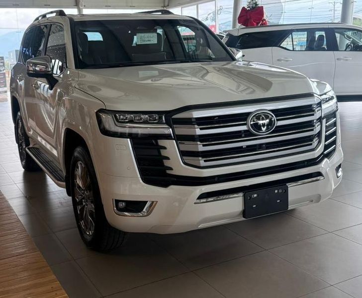 Toyota Lc300 ZX 2025