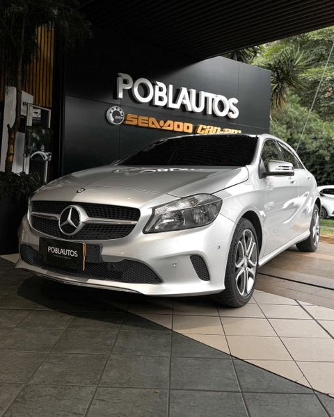 Mercedes-Benz A200 2017 - imagen 1