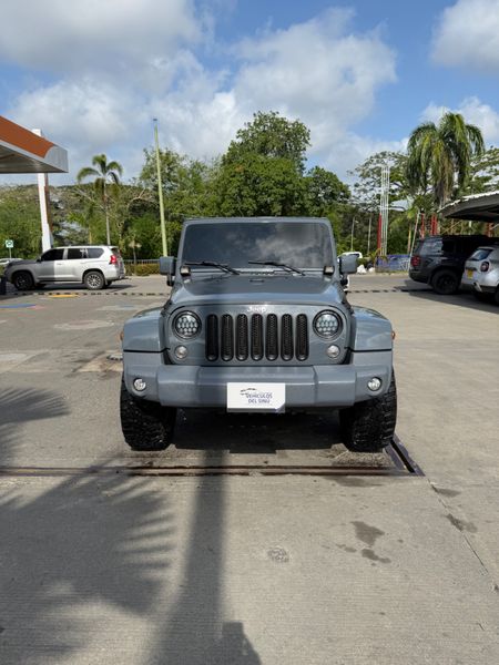 Jeep Wrangler Unlimited 3.0cc Diesel 2015 - imagen secundaria 2